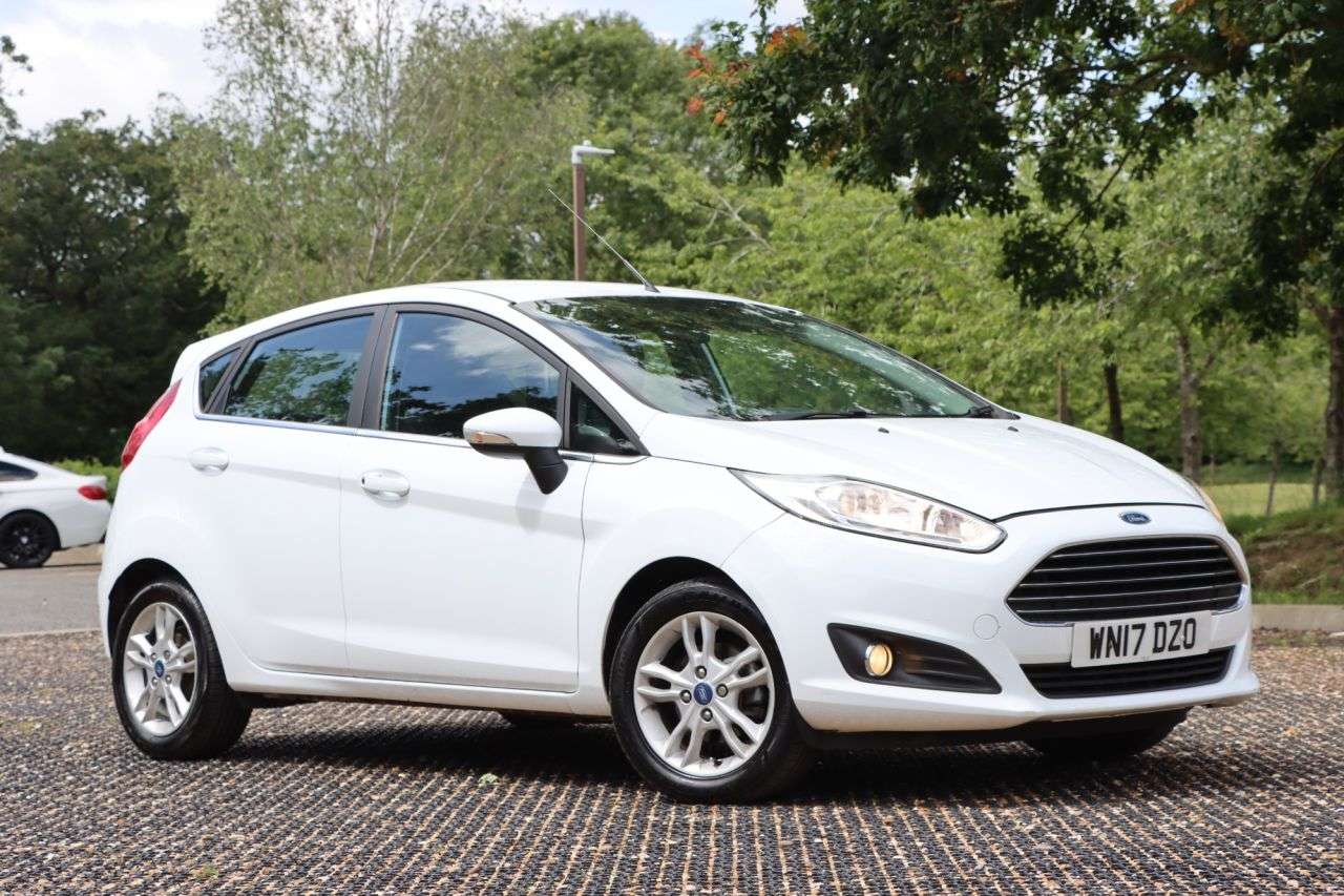 A 2017 FORD FIESTA 1.0T EcoBoost Zetec Hatchback 5dr Petrol Manual Euro 6 (s/s) (100 ps) Just A 2017 FORD FIESTA 1.0T EcoBoost Zetec Hatchback 5dr Petrol Manual Euro 6 (s/s) (100 ps) Just
