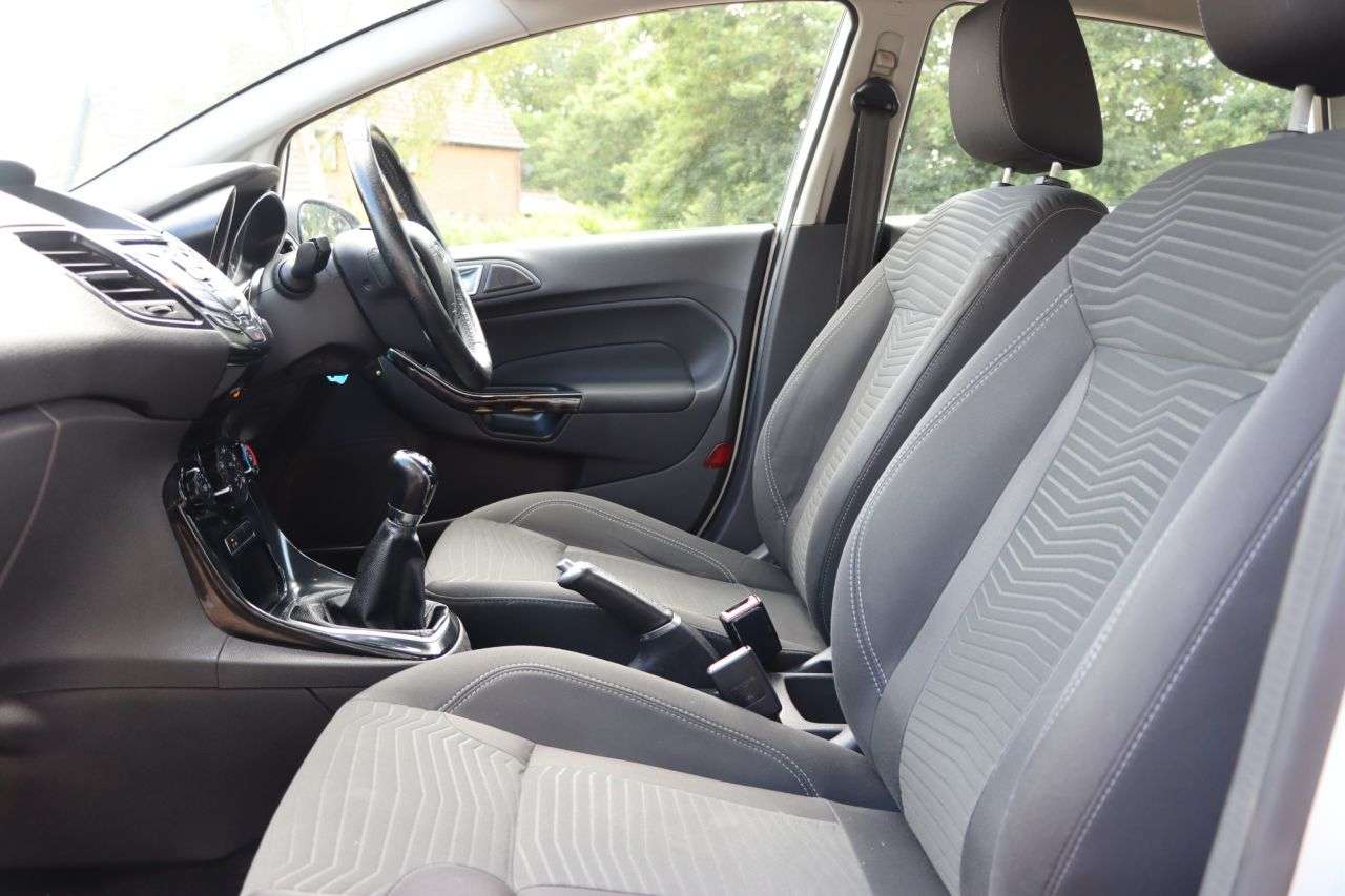 2017 FORD FIESTA 2017 FORD FIESTA