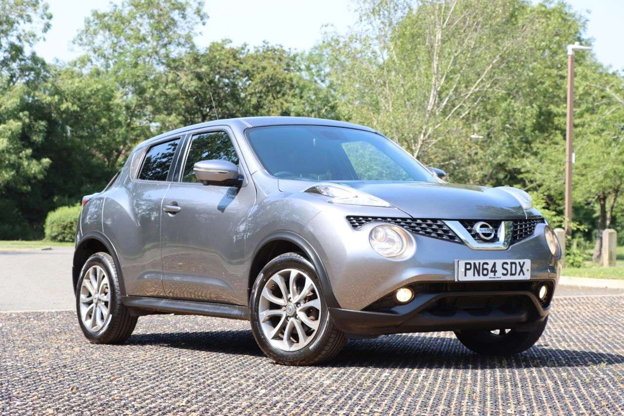 A 2014 NISSAN JUKE 1.2 DIG-T Tekna SUV 5dr Petrol Manual Euro 5 (s/s) Euro 5 (115 ps) Just Ser A 2014 NISSAN JUKE 1.2 DIG-T Tekna SUV 5dr Petrol Manual Euro 5 (s/s) Euro 5 (115 ps) Just Ser