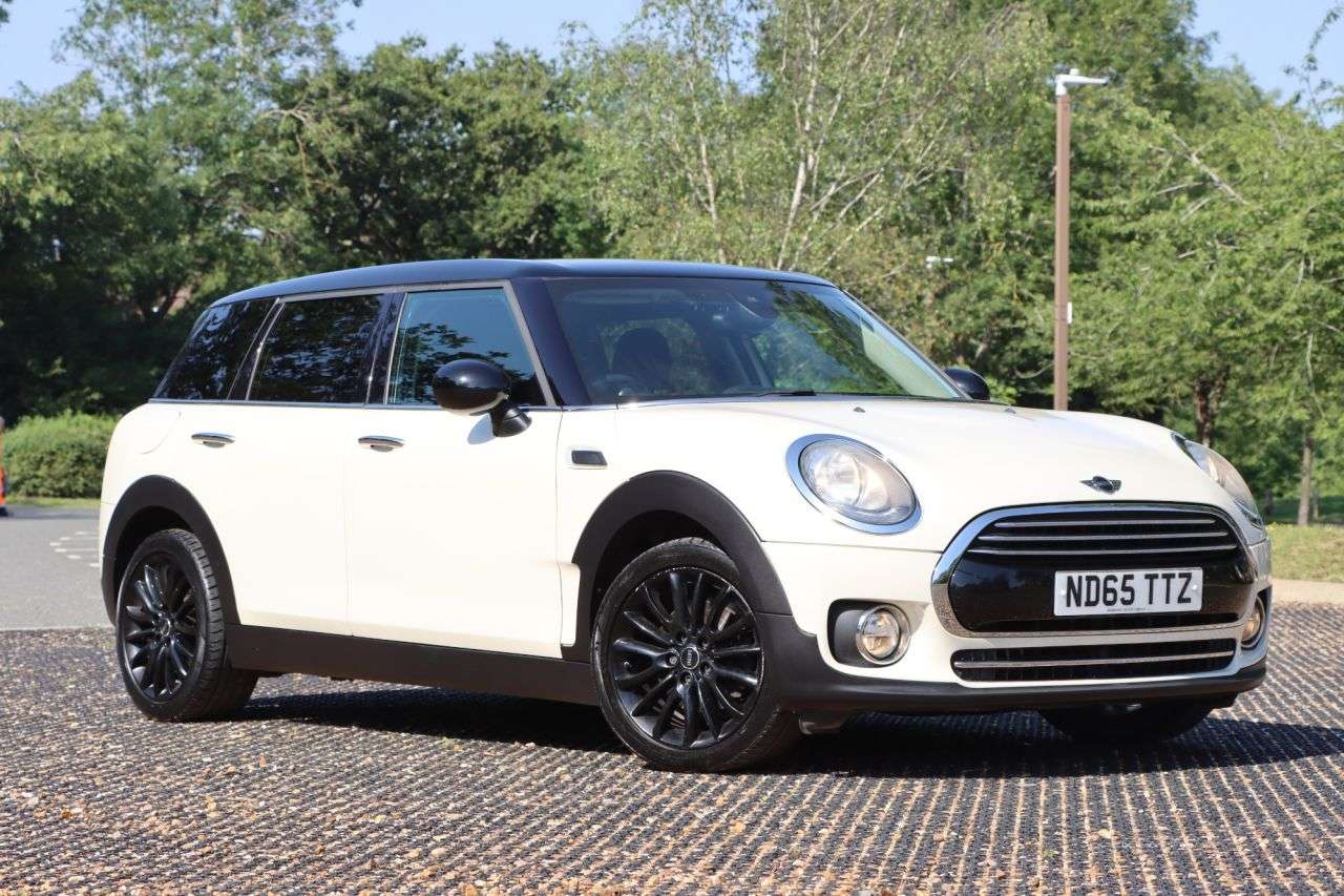 A 2015 MINI CLUBMAN 1.5 Cooper Estate 6dr Petrol Manual Euro 6 (s/s) (136 ps) Just Serviced Rea A 2015 MINI CLUBMAN 1.5 Cooper Estate 6dr Petrol Manual Euro 6 (s/s) (136 ps) Just Serviced Rea
