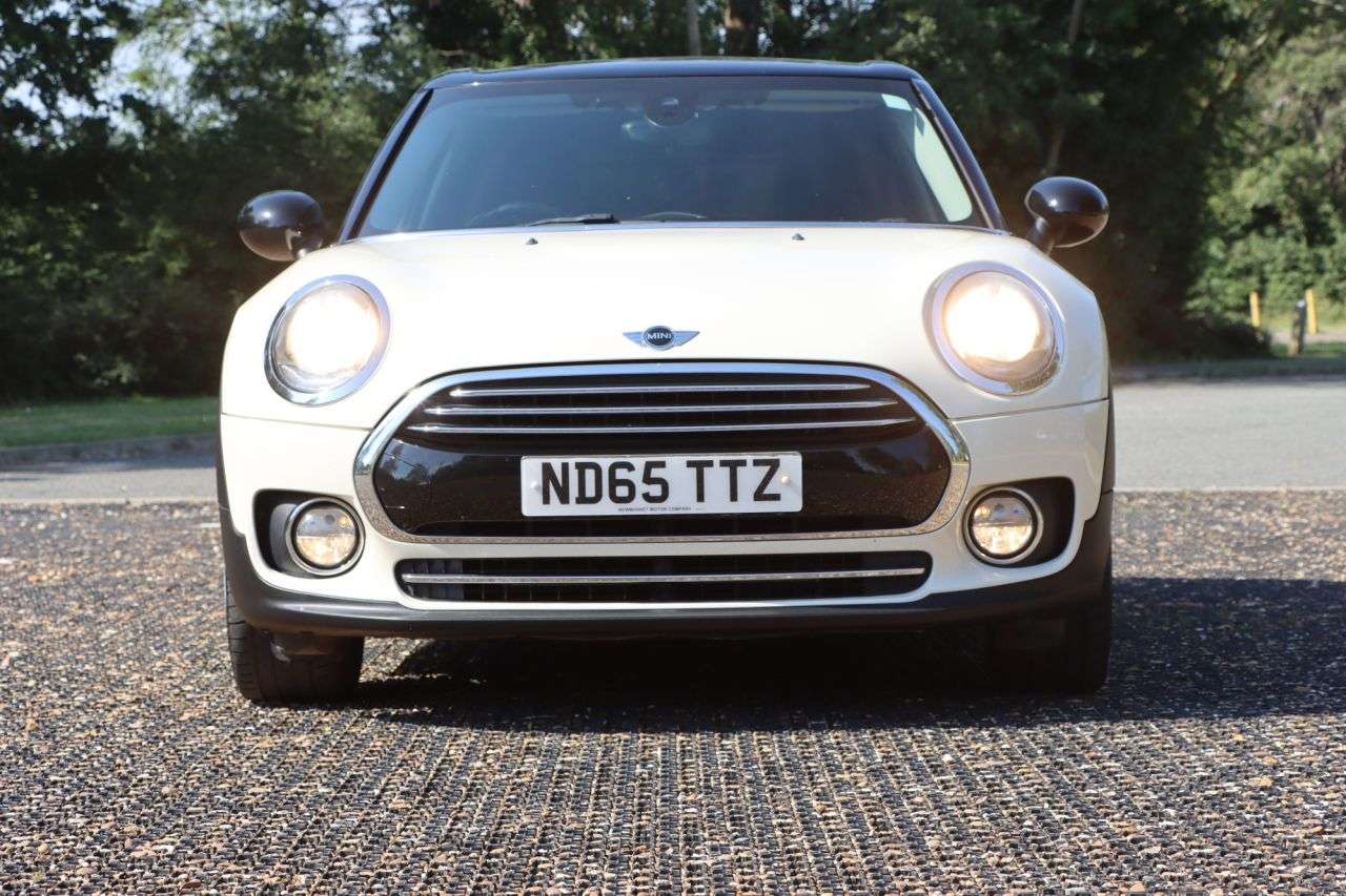2015 MINI CLUBMAN 2015 MINI CLUBMAN