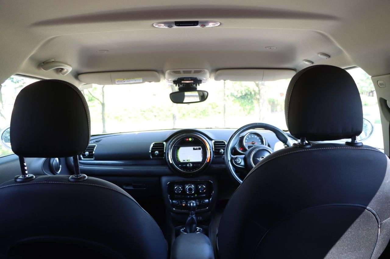 2015 MINI CLUBMAN 2015 MINI CLUBMAN