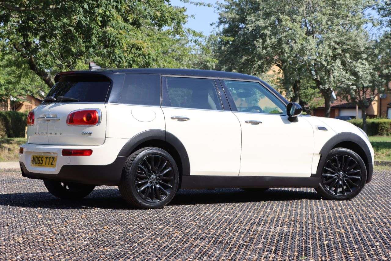 2015 MINI CLUBMAN 2015 MINI CLUBMAN