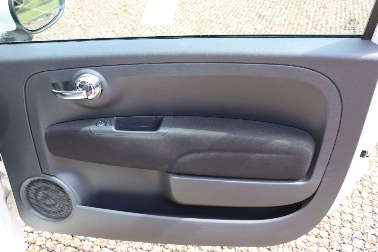 2015 FIAT 500 2015 FIAT 500