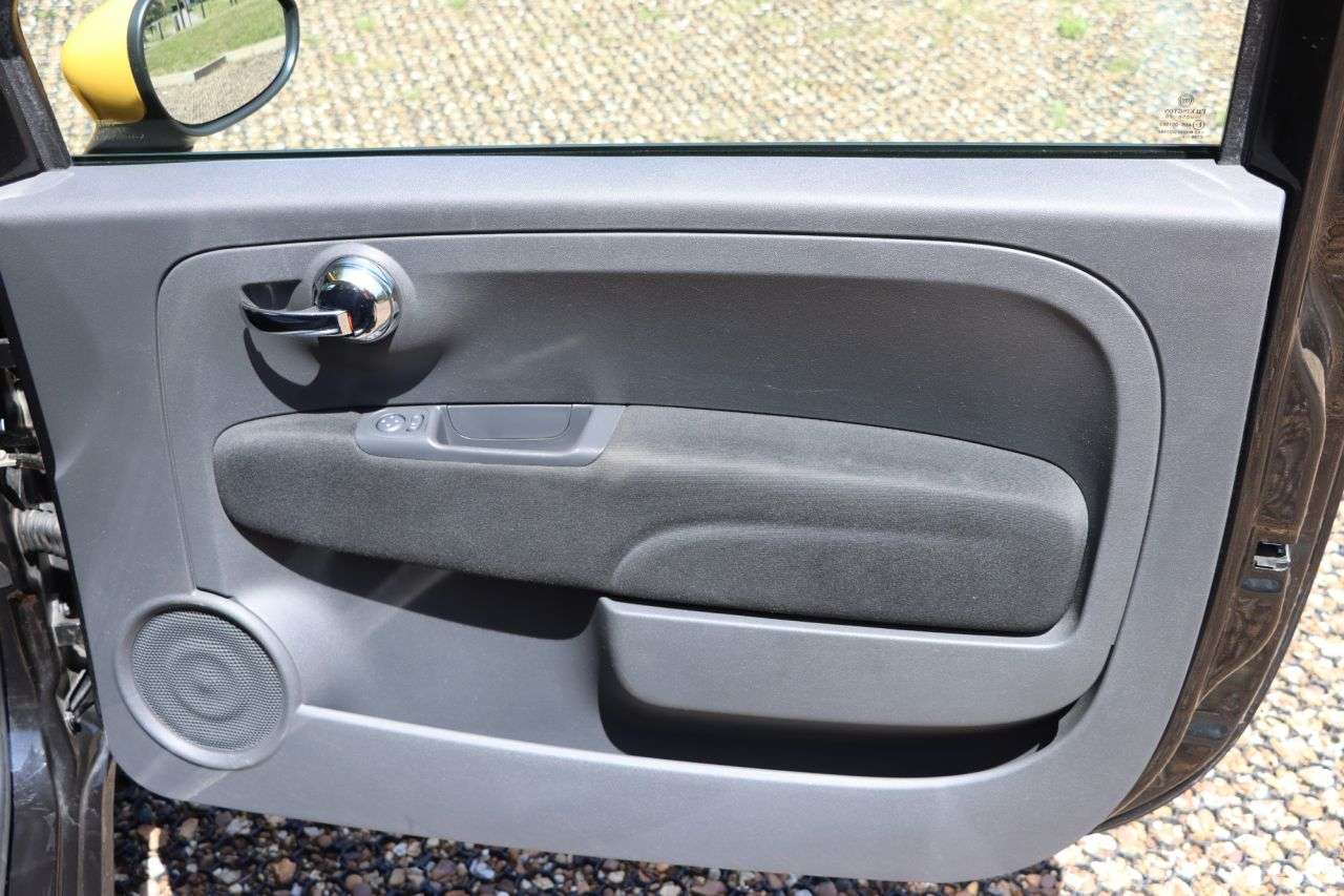 2016 FIAT 500 2016 FIAT 500