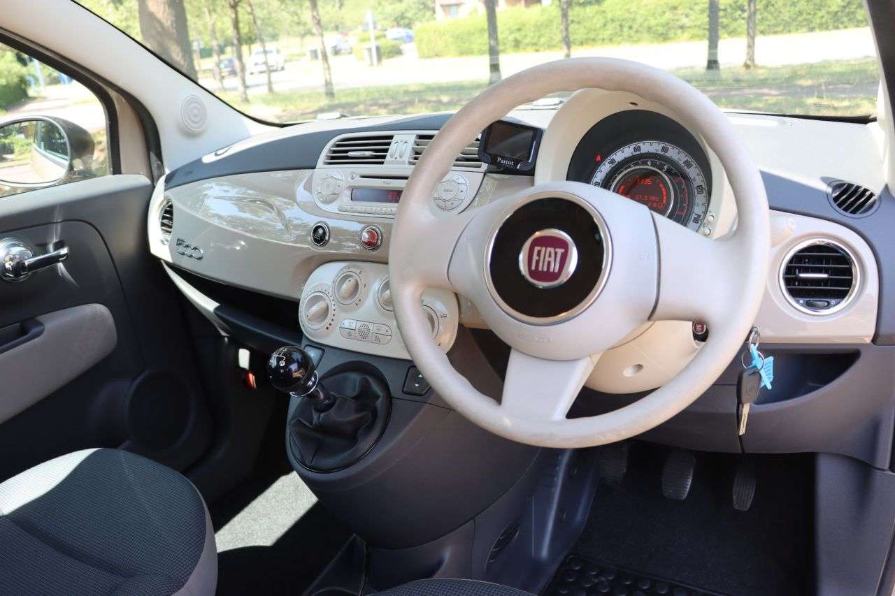 2014 FIAT 500 2014 FIAT 500