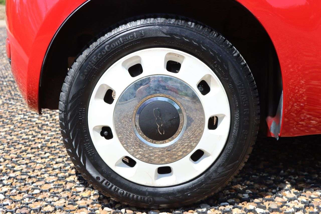 2013 FIAT 500 2013 FIAT 500