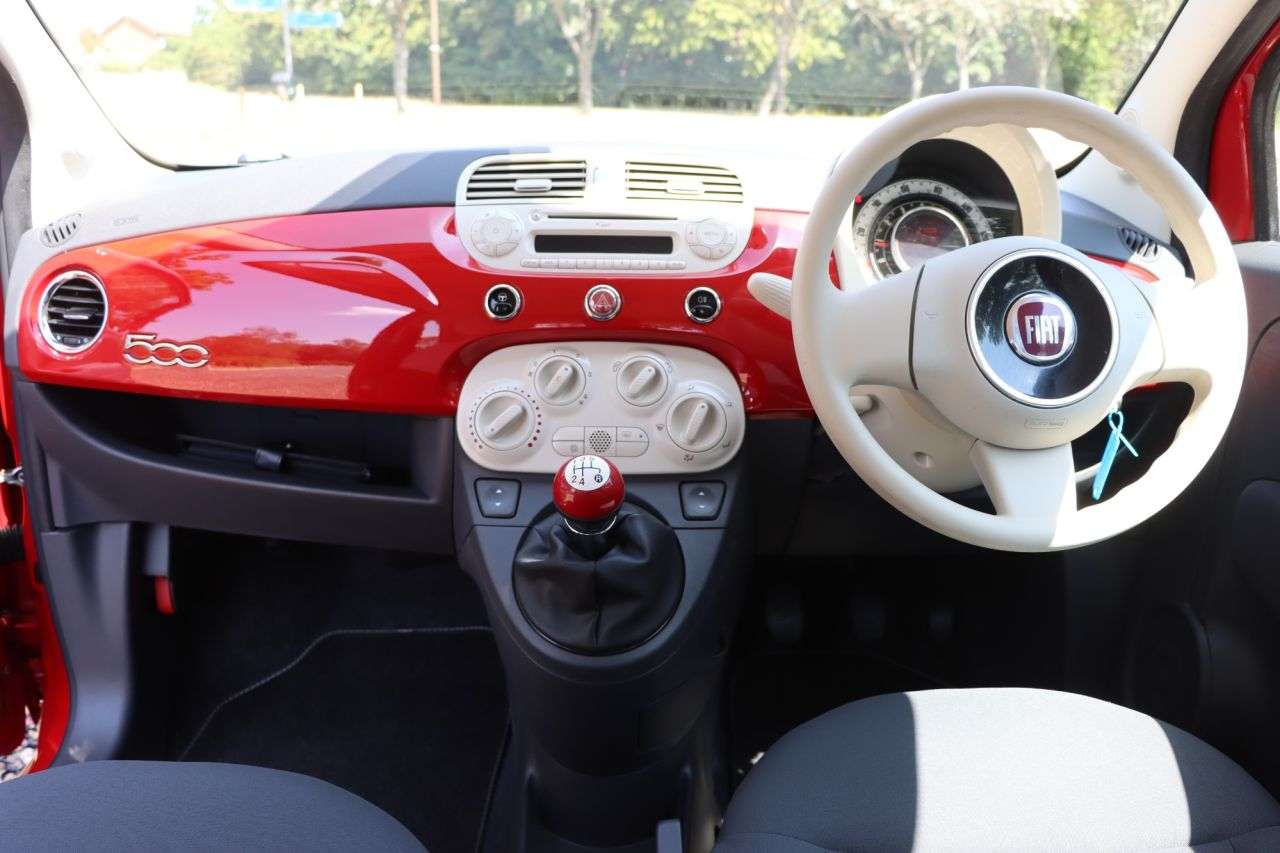 2013 FIAT 500 2013 FIAT 500