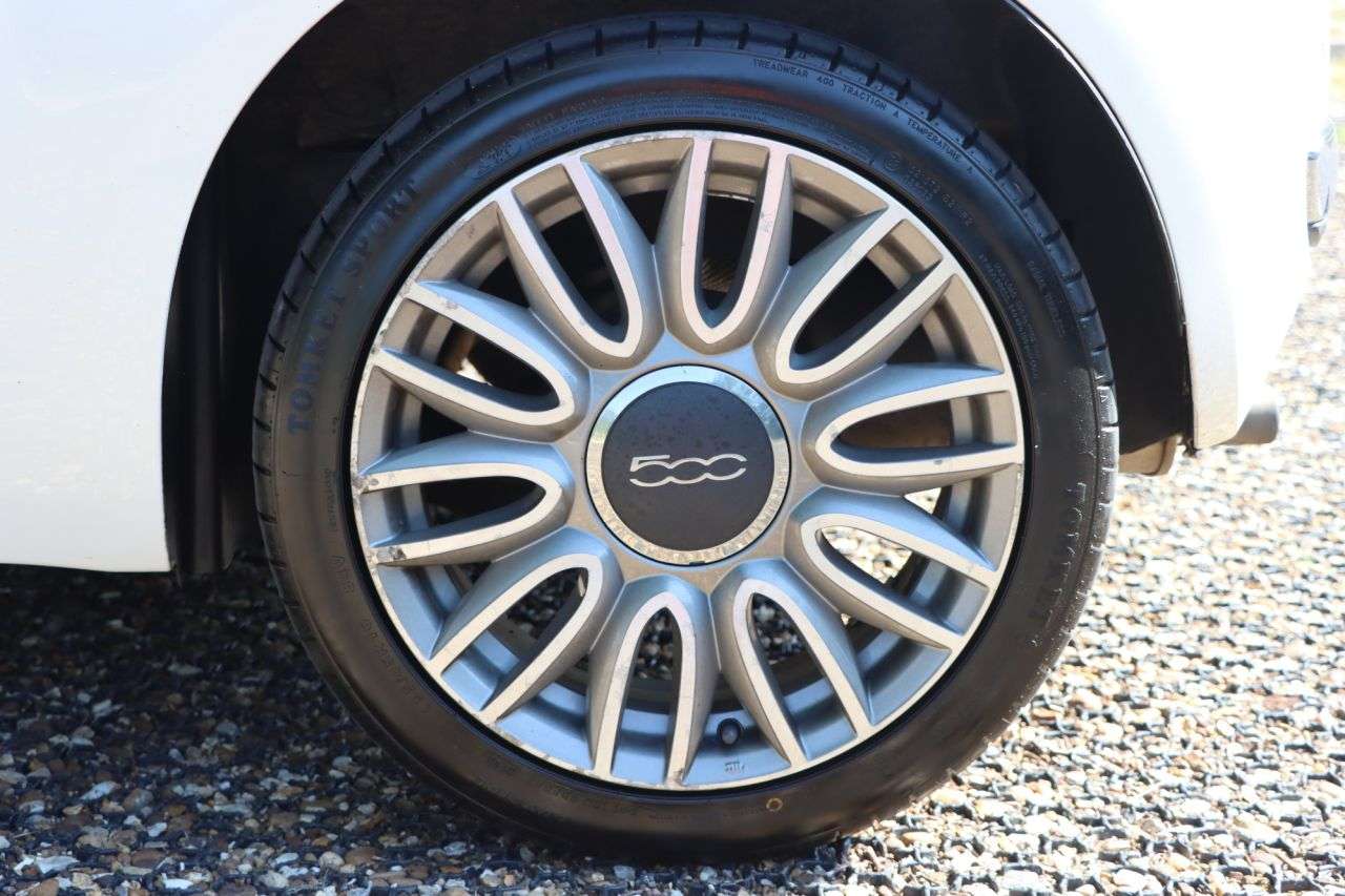 2015 FIAT 500 2015 FIAT 500