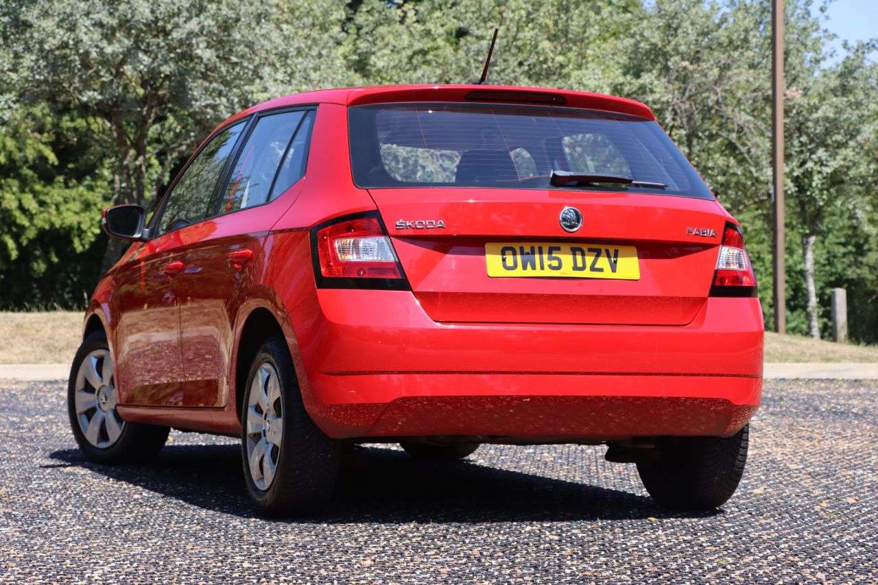 2015 SKODA FABIA 2015 SKODA FABIA