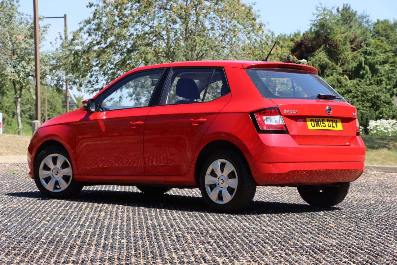 2015 SKODA FABIA 2015 SKODA FABIA