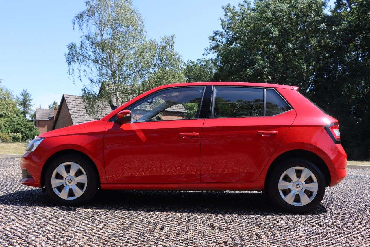 2015 SKODA FABIA 2015 SKODA FABIA