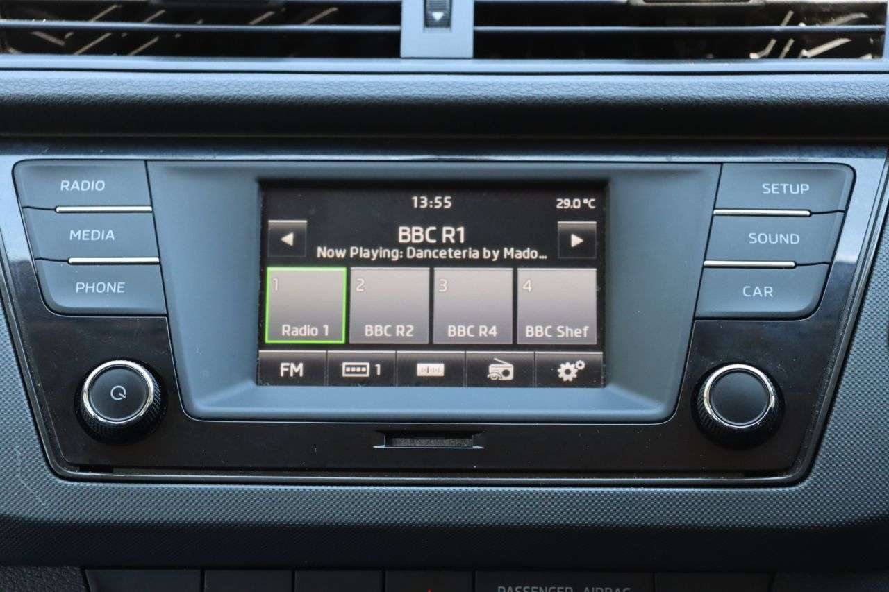 2015 SKODA FABIA 2015 SKODA FABIA
