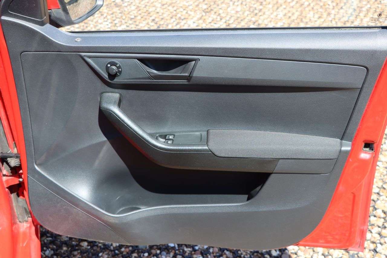 2015 SKODA FABIA 2015 SKODA FABIA