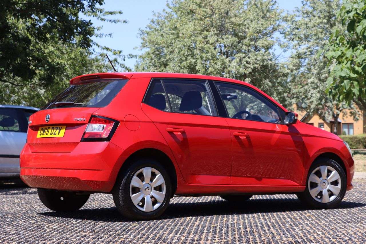 2015 SKODA FABIA 2015 SKODA FABIA