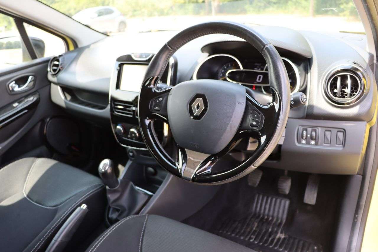 2014 RENAULT CLIO 2014 RENAULT CLIO