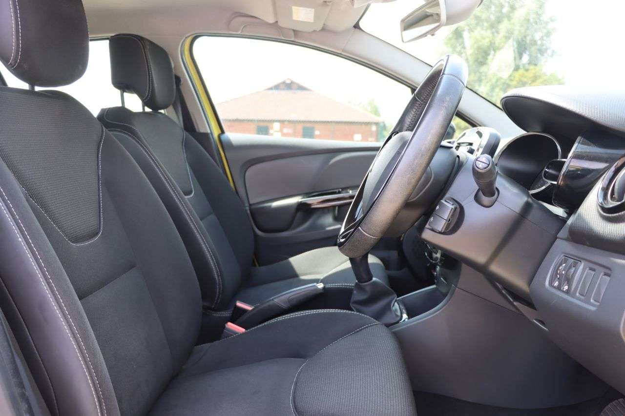 2014 RENAULT CLIO 2014 RENAULT CLIO