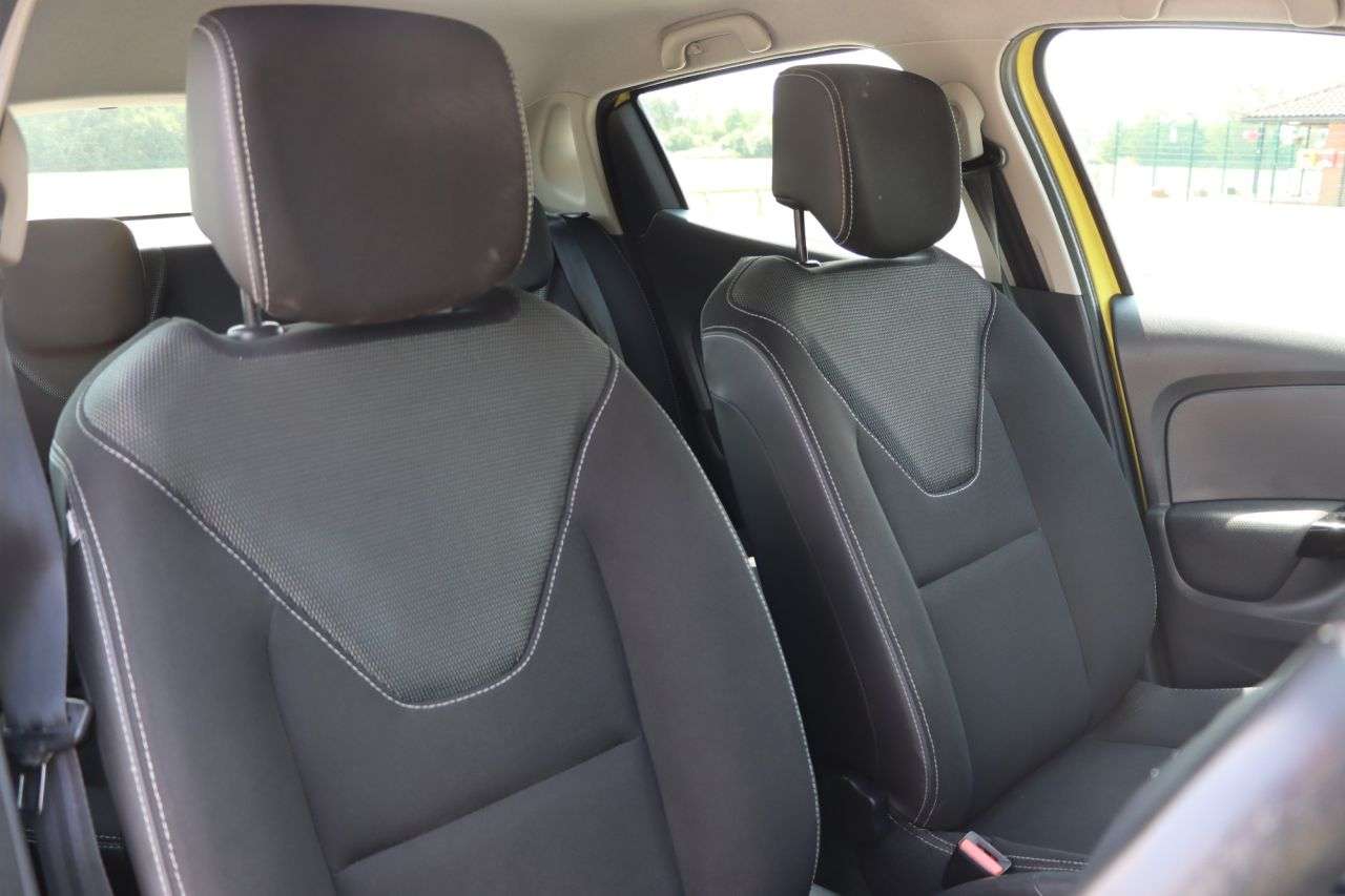 2014 RENAULT CLIO 2014 RENAULT CLIO