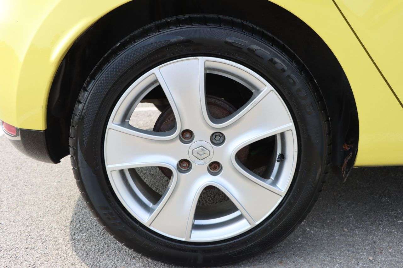 2014 RENAULT CLIO 2014 RENAULT CLIO