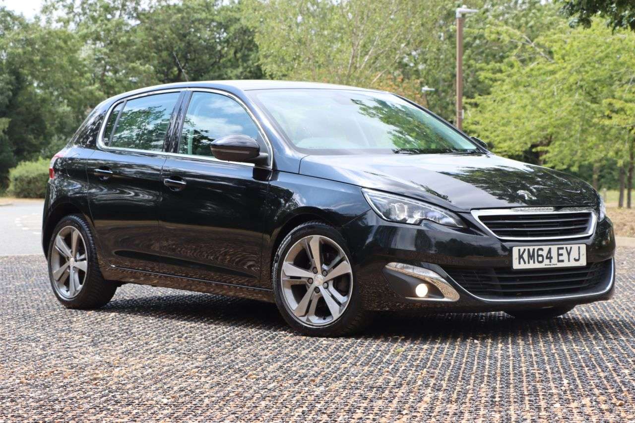A 2014 PEUGEOT 308 1.6 e-HDi Allure Hatchback 5dr Diesel Manual Euro 5 (s/s) (115 ps) Just Ser A 2014 PEUGEOT 308 1.6 e-HDi Allure Hatchback 5dr Diesel Manual Euro 5 (s/s) (115 ps) Just Ser