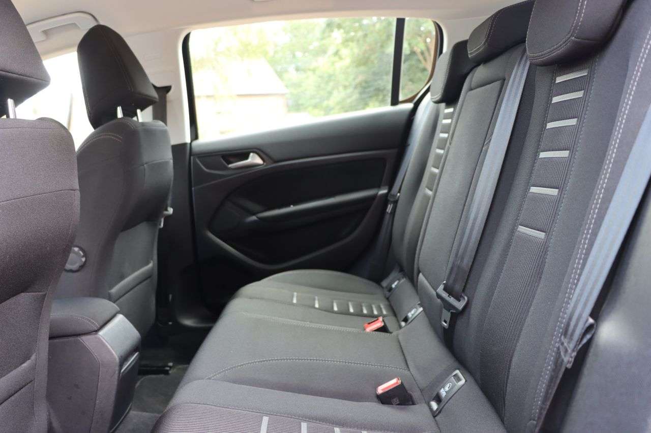 2014 PEUGEOT 308 2014 PEUGEOT 308
