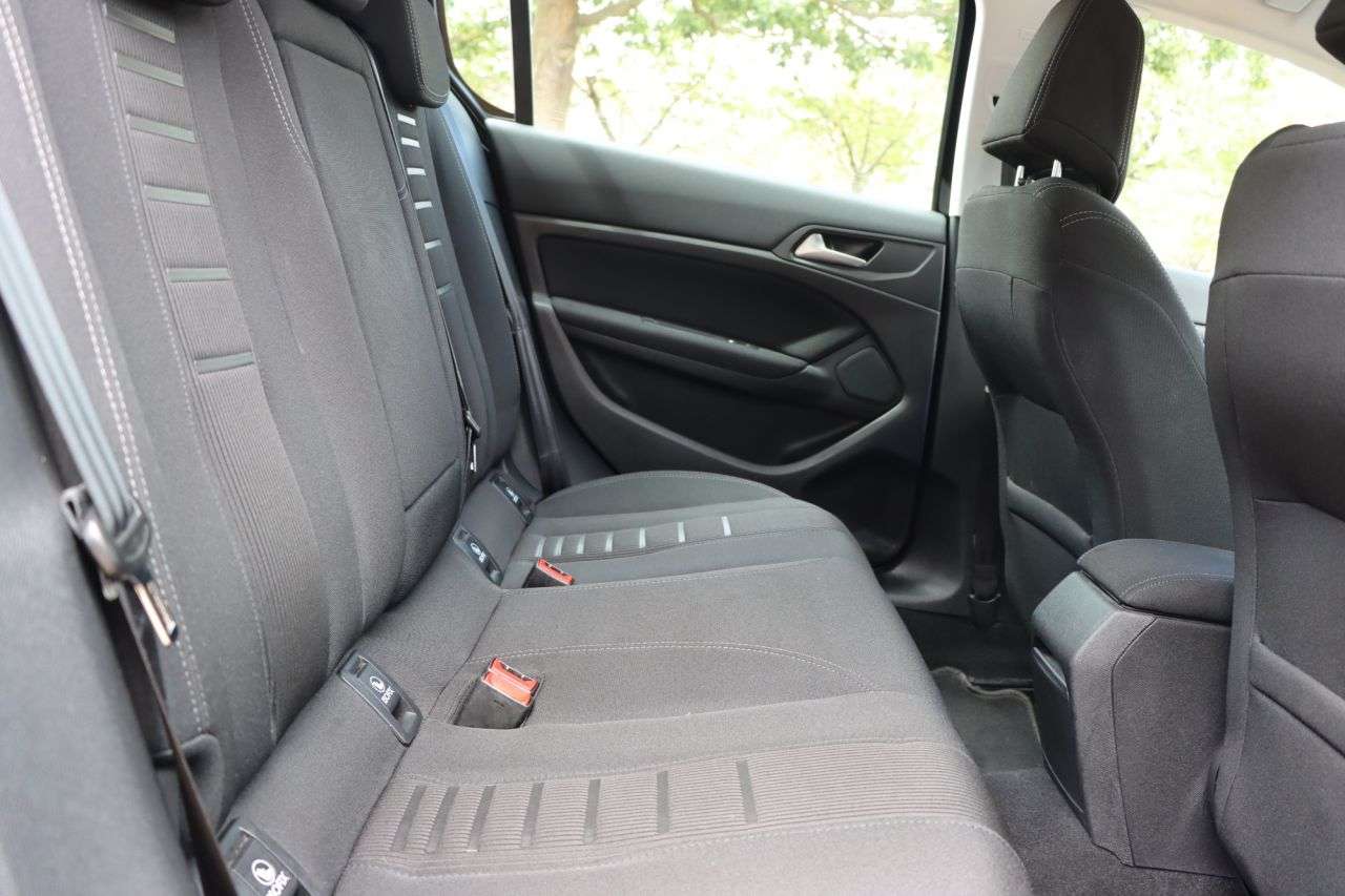 2014 PEUGEOT 308 2014 PEUGEOT 308