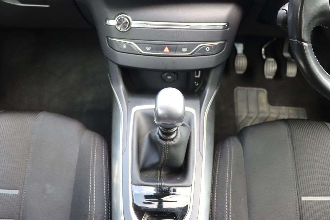 2014 PEUGEOT 308 2014 PEUGEOT 308