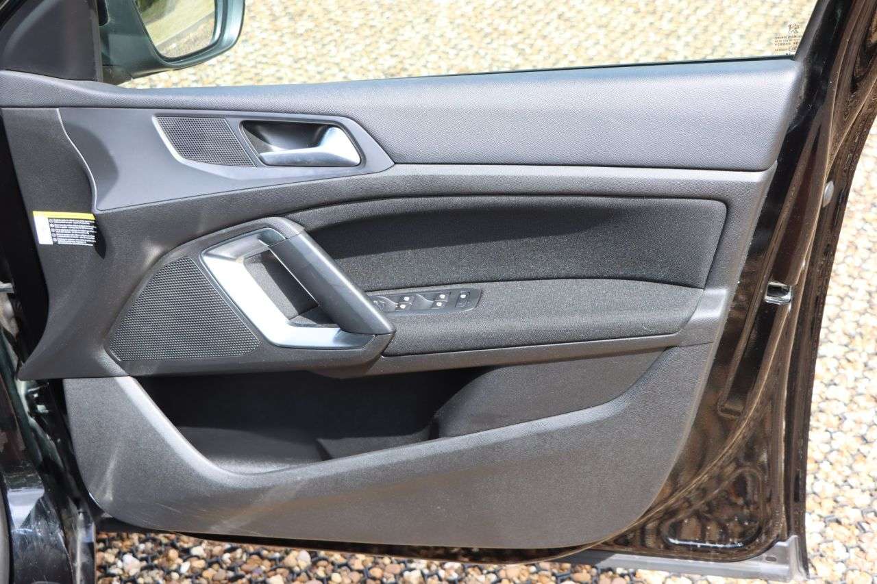 2014 PEUGEOT 308 2014 PEUGEOT 308