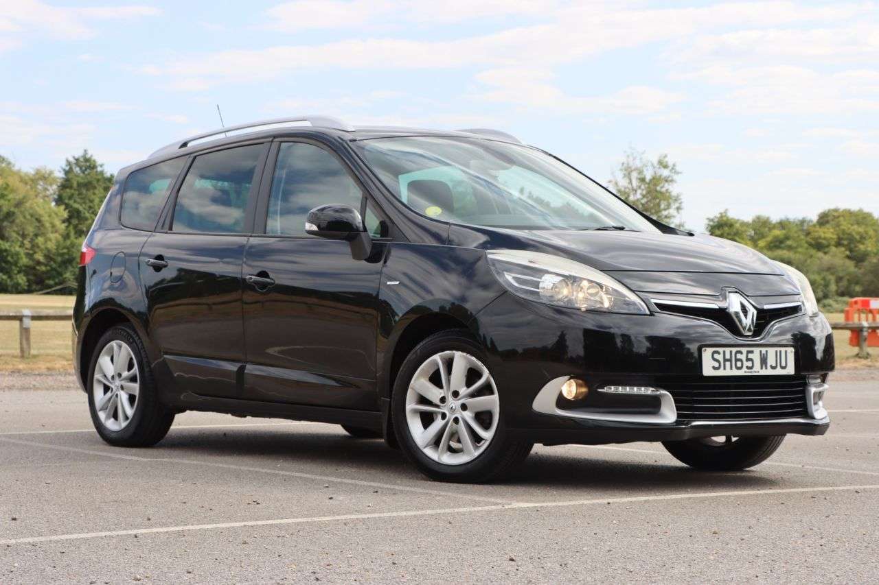 A 2015 RENAULT GRAND SCENIC 1.5 dCi Limited Nav MPV 5dr Diesel Auto Euro 6 (110 ps) Just Serviced Ready A 2015 RENAULT GRAND SCENIC 1.5 dCi Limited Nav MPV 5dr Diesel Auto Euro 6 (110 ps) Just Serviced Ready