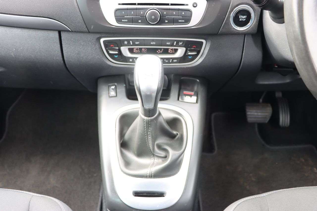 2015 RENAULT GRAND SCENIC 2015 RENAULT GRAND SCENIC