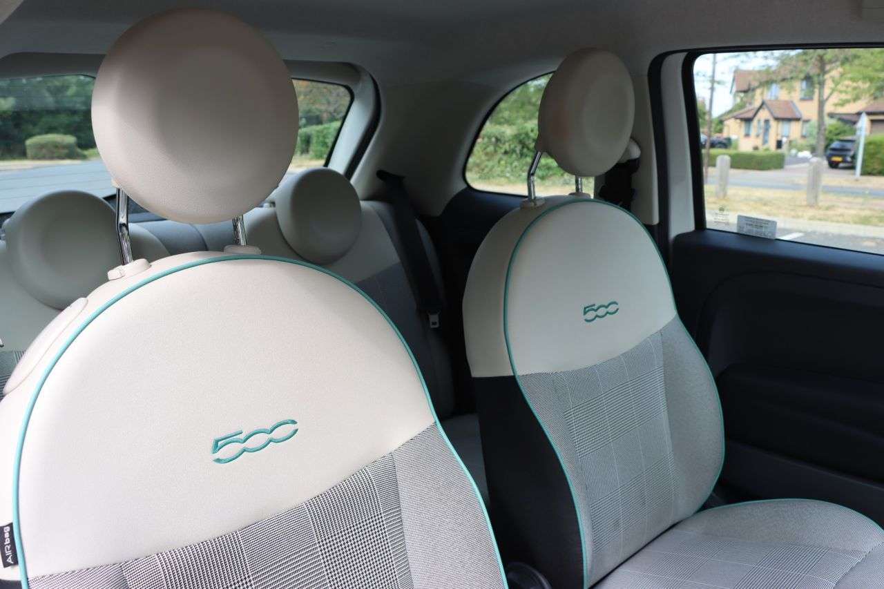 2015 FIAT 500 2015 FIAT 500
