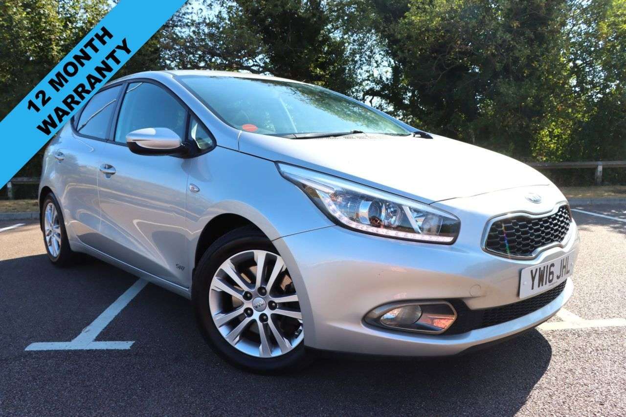 A 2016 KIA CEED 1.4 SR7 Hatchback 5dr Petrol Manual Euro 5 (98 bhp) Just Serviced Ready to A 2016 KIA CEED 1.4 SR7 Hatchback 5dr Petrol Manual Euro 5 (98 bhp) Just Serviced Ready to