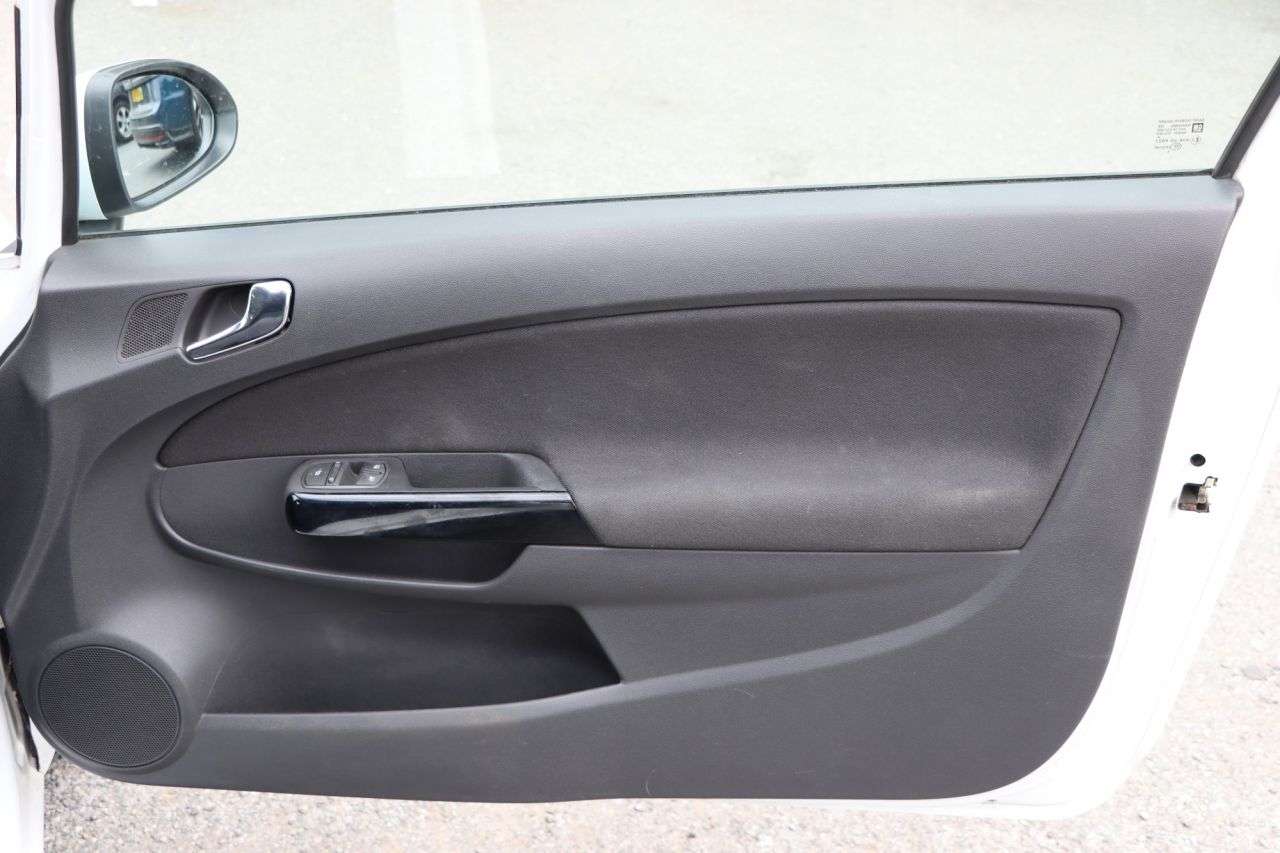 2011 VAUXHALL CORSA 2011 VAUXHALL CORSA