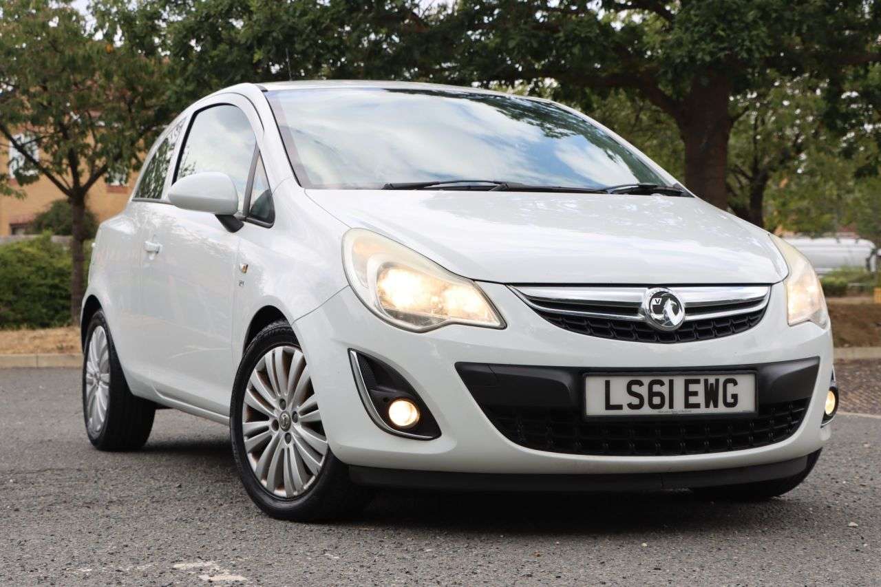 A 2011 VAUXHALL CORSA 1.2 16V Excite Hatchback 3dr Petrol Manual Euro 5 (A/C) (85 ps) Just Servic A 2011 VAUXHALL CORSA 1.2 16V Excite Hatchback 3dr Petrol Manual Euro 5 (A/C) (85 ps) Just Servic