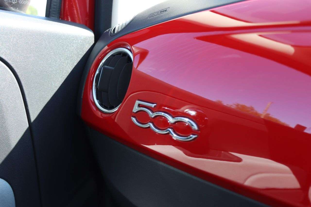 2016 FIAT 500 2016 FIAT 500