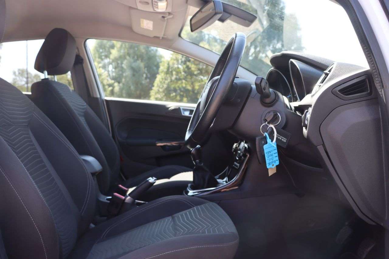2013 FORD FIESTA 2013 FORD FIESTA