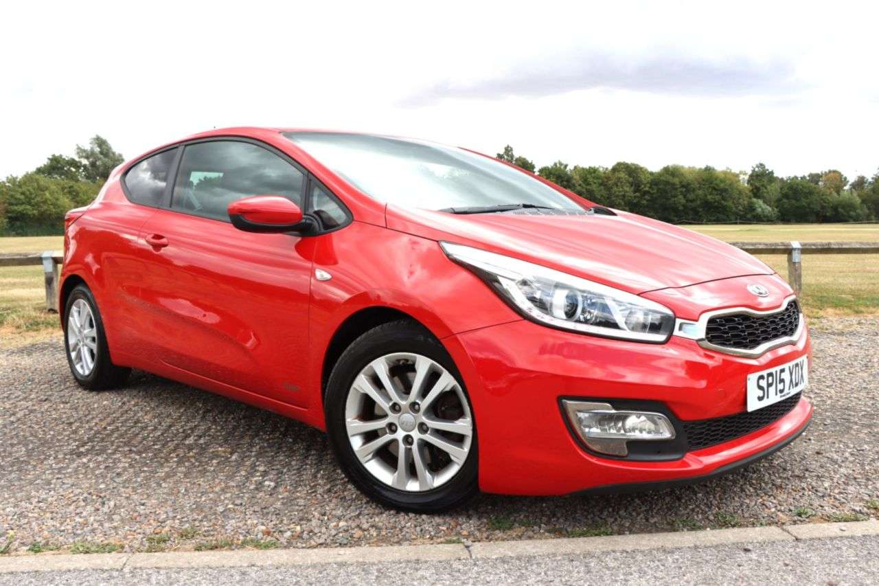 A 2015 KIA PROCEED 1.4 SR7 Hatchback 3dr Petrol Manual Euro 5 (98 bhp) Just Serviced Ready to A 2015 KIA PROCEED 1.4 SR7 Hatchback 3dr Petrol Manual Euro 5 (98 bhp) Just Serviced Ready to