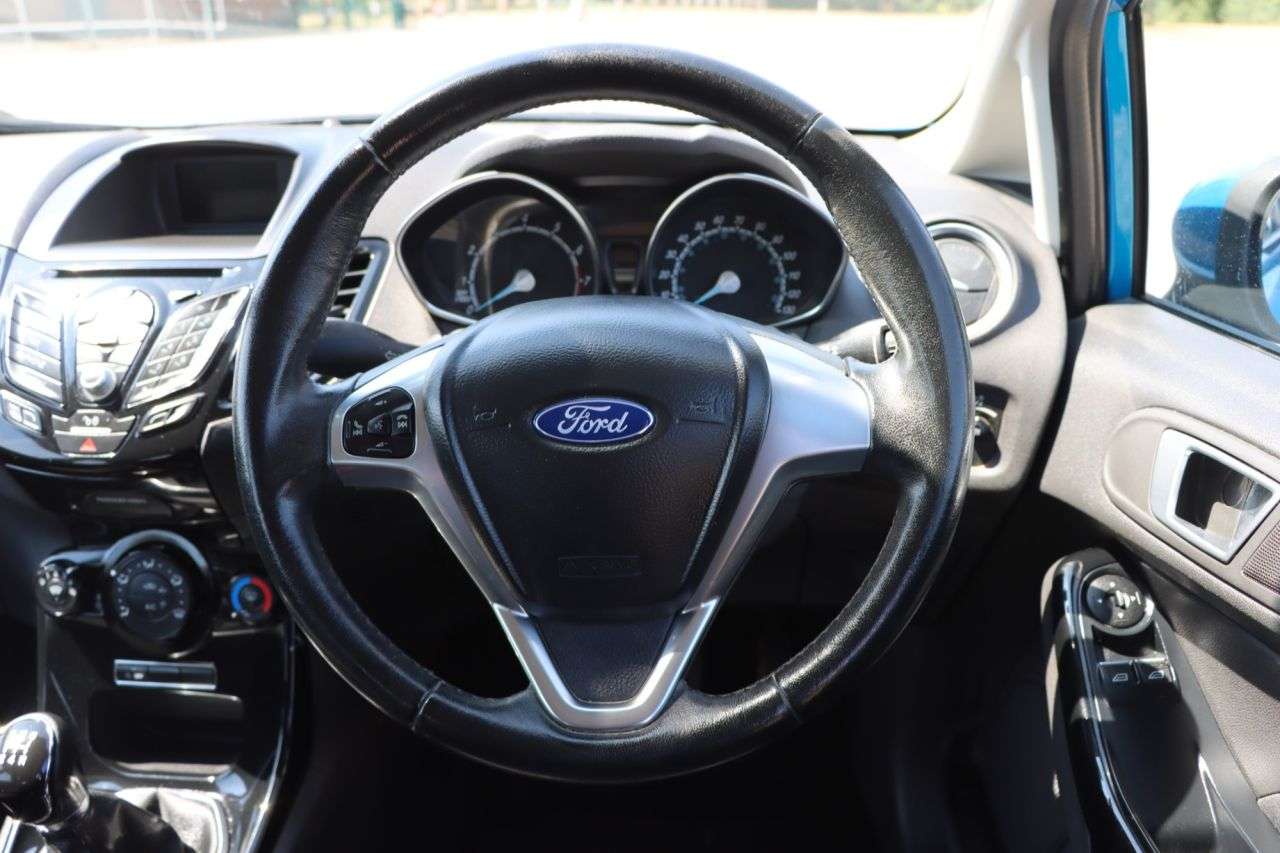 2015 FORD FIESTA 2015 FORD FIESTA