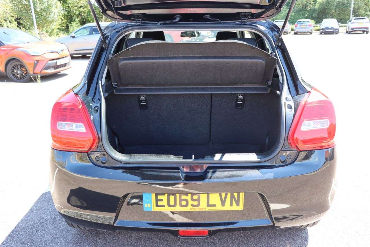 2019 SUZUKI SWIFT 2019 SUZUKI SWIFT
