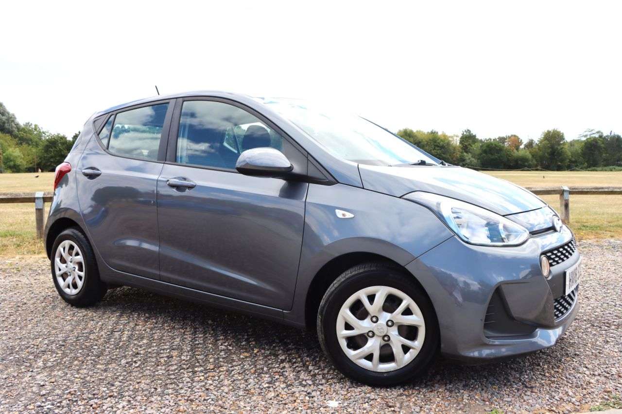 A 2018 HYUNDAI I10 1.0 SE Hatchback 5dr Petrol Manual Euro 6 (66 ps) Just Serviced Ready to Dr A 2018 HYUNDAI I10 1.0 SE Hatchback 5dr Petrol Manual Euro 6 (66 ps) Just Serviced Ready to Dr