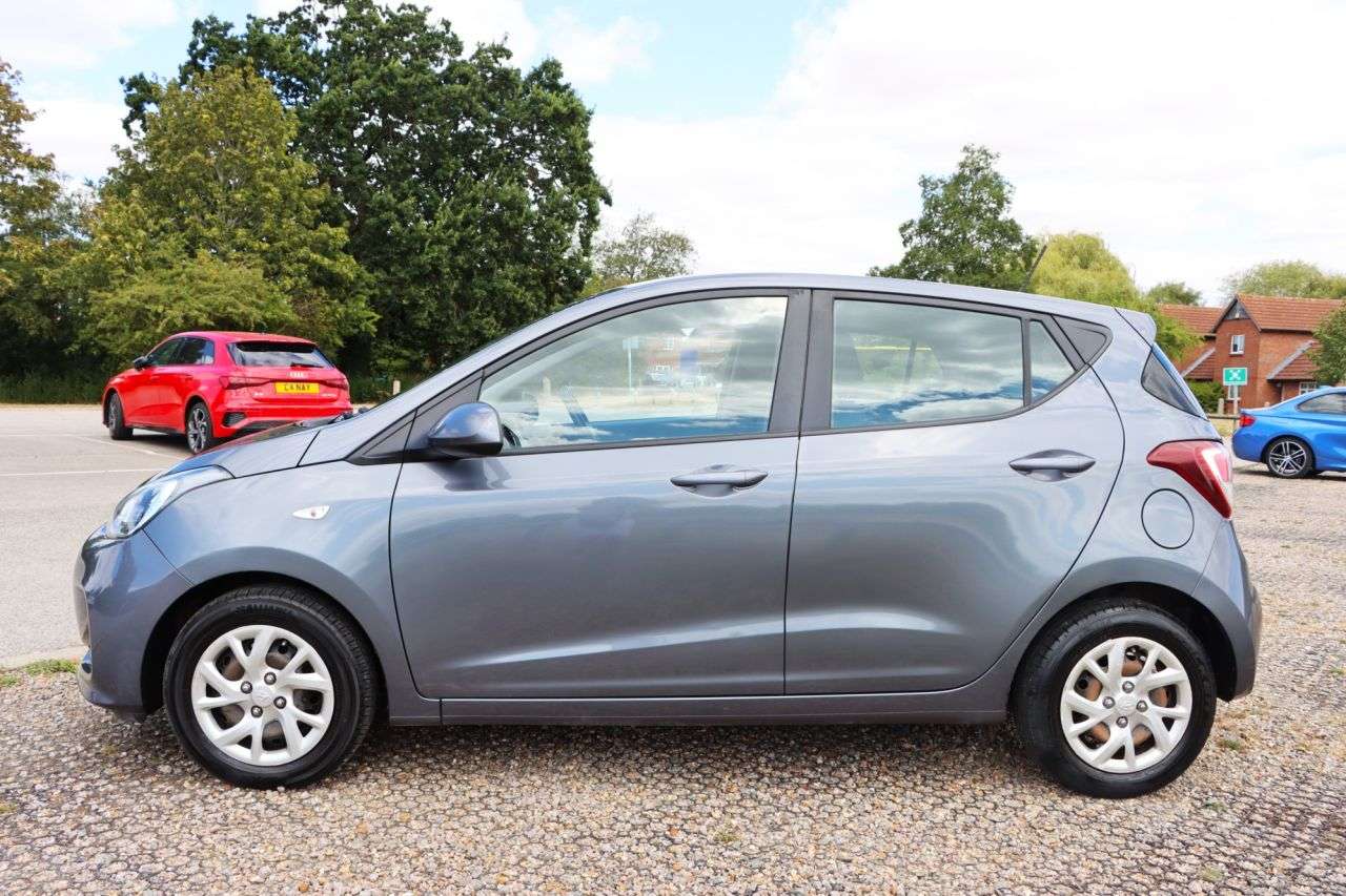 2018 HYUNDAI I10 2018 HYUNDAI I10