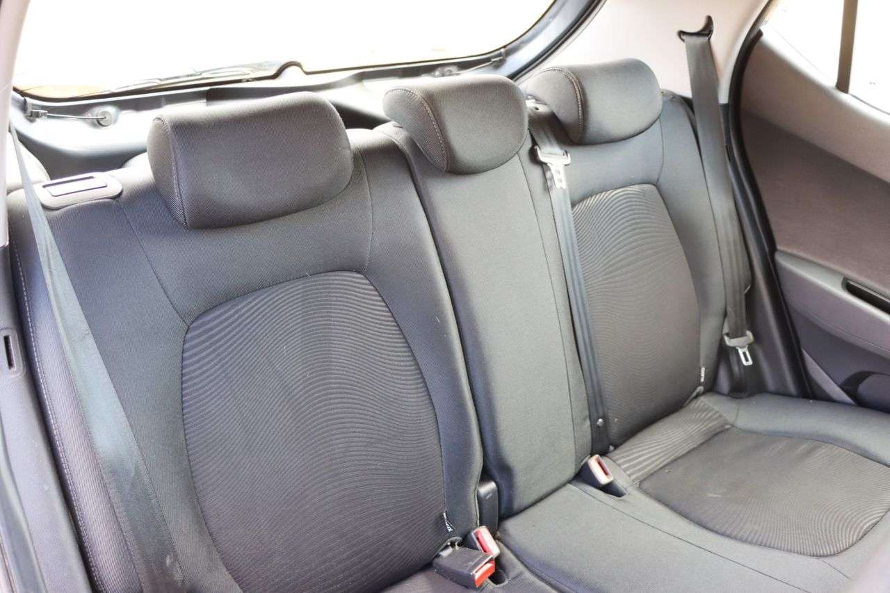 2018 HYUNDAI I10 2018 HYUNDAI I10