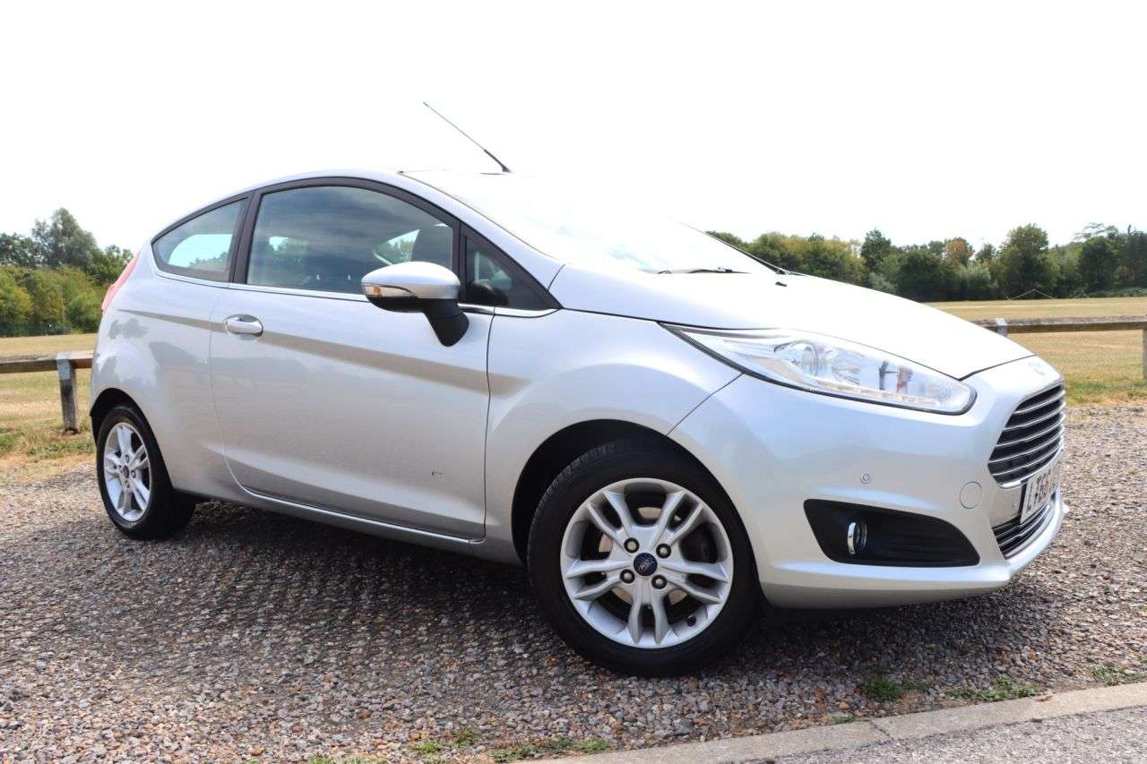 A 2016 FORD FIESTA 1.0T EcoBoost Zetec Hatchback 3dr Petrol Manual Euro 6 (s/s) (100 ps) Just A 2016 FORD FIESTA 1.0T EcoBoost Zetec Hatchback 3dr Petrol Manual Euro 6 (s/s) (100 ps) Just