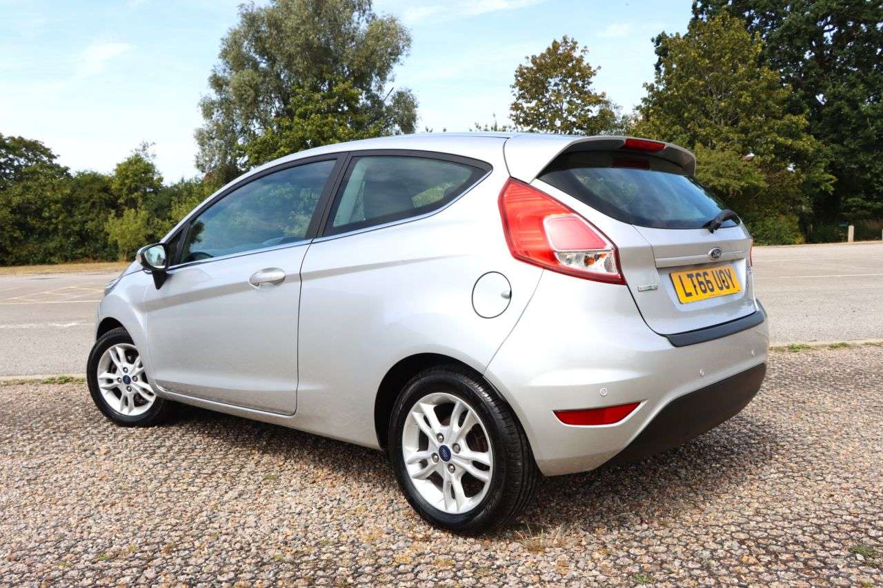 A 2016 FORD FIESTA 1.0T EcoBoost Zetec Hatchback 3dr Petrol Manual Euro 6 (s/s) (100 ps) Just A 2016 FORD FIESTA 1.0T EcoBoost Zetec Hatchback 3dr Petrol Manual Euro 6 (s/s) (100 ps) Just