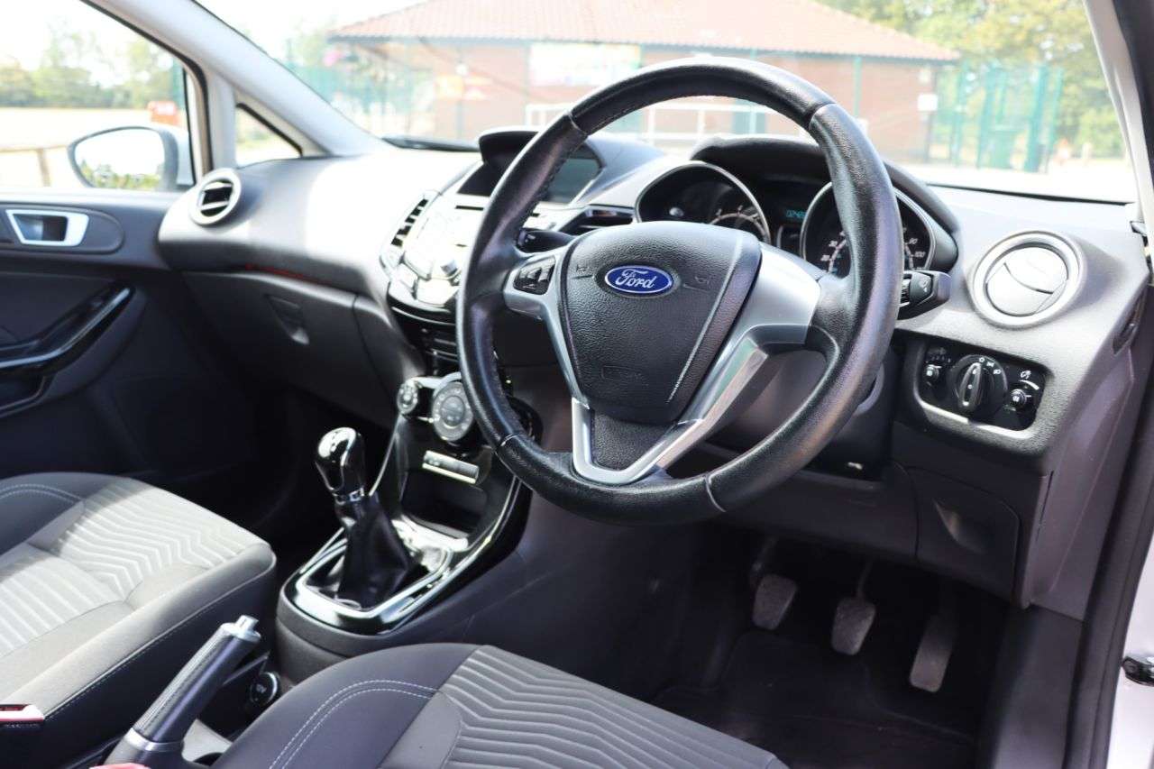 2016 FORD FIESTA 2016 FORD FIESTA