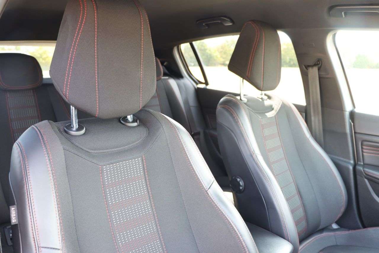 2016 PEUGEOT 308 2016 PEUGEOT 308