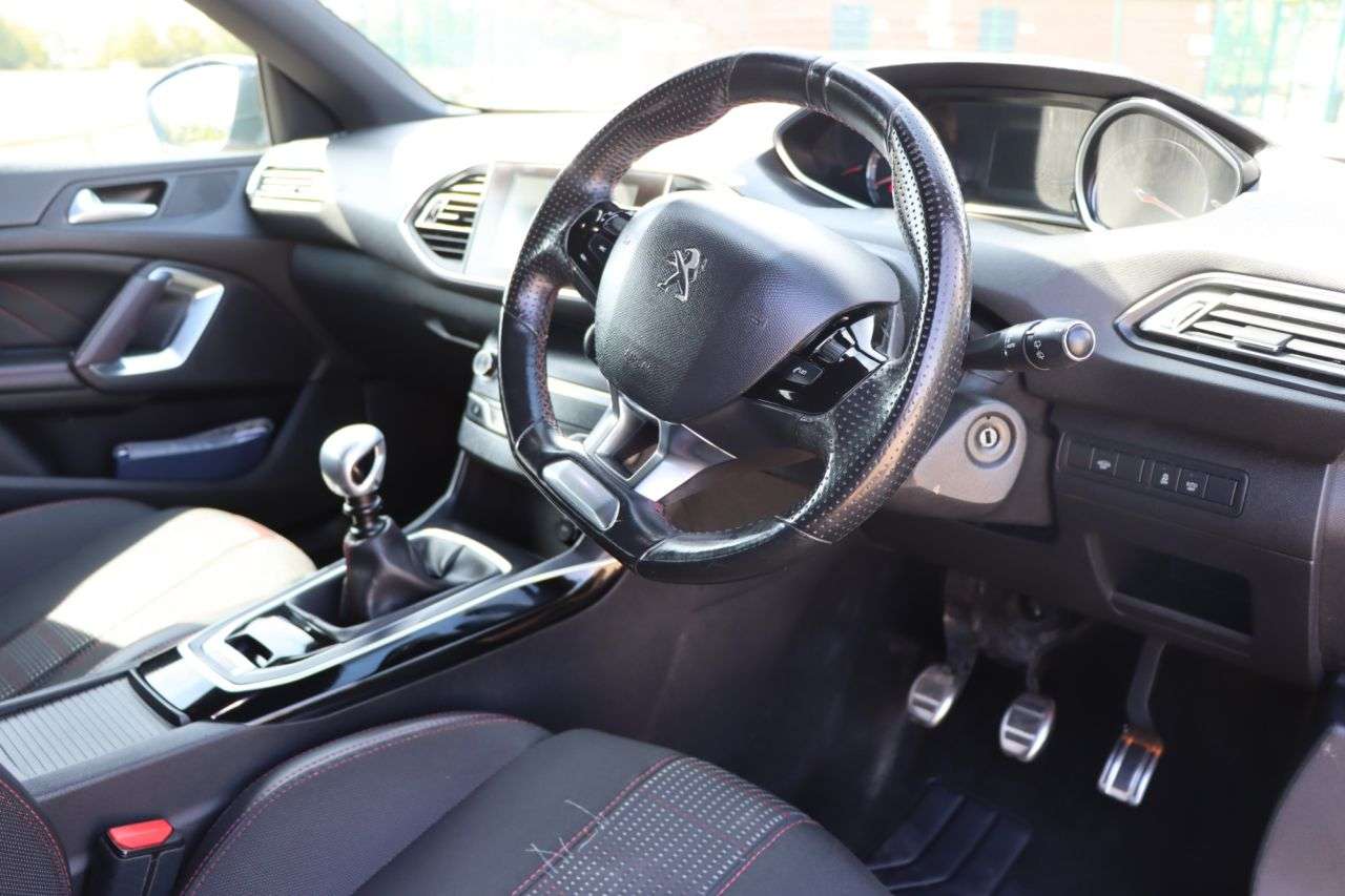 2016 PEUGEOT 308 2016 PEUGEOT 308