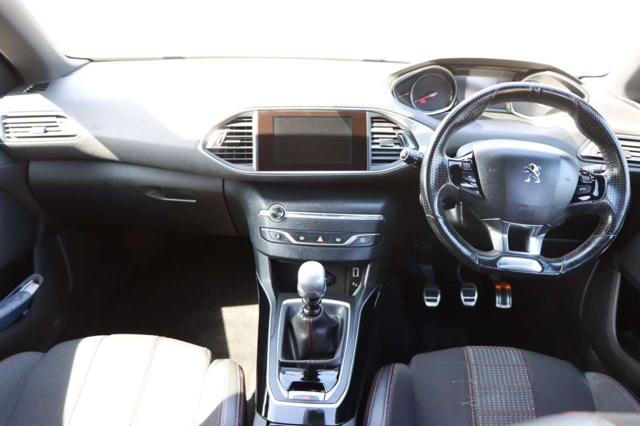 2016 PEUGEOT 308 2016 PEUGEOT 308