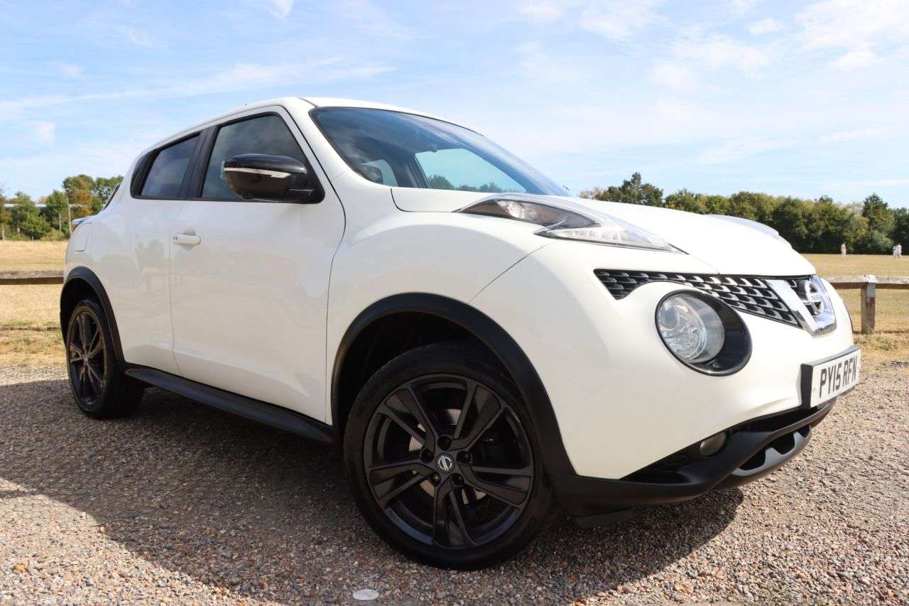 A 2015 NISSAN JUKE 1.2 DIG-T Tekna SUV 5dr Petrol Manual Euro 5 (s/s) Euro 5 (115 ps) Just Ser A 2015 NISSAN JUKE 1.2 DIG-T Tekna SUV 5dr Petrol Manual Euro 5 (s/s) Euro 5 (115 ps) Just Ser