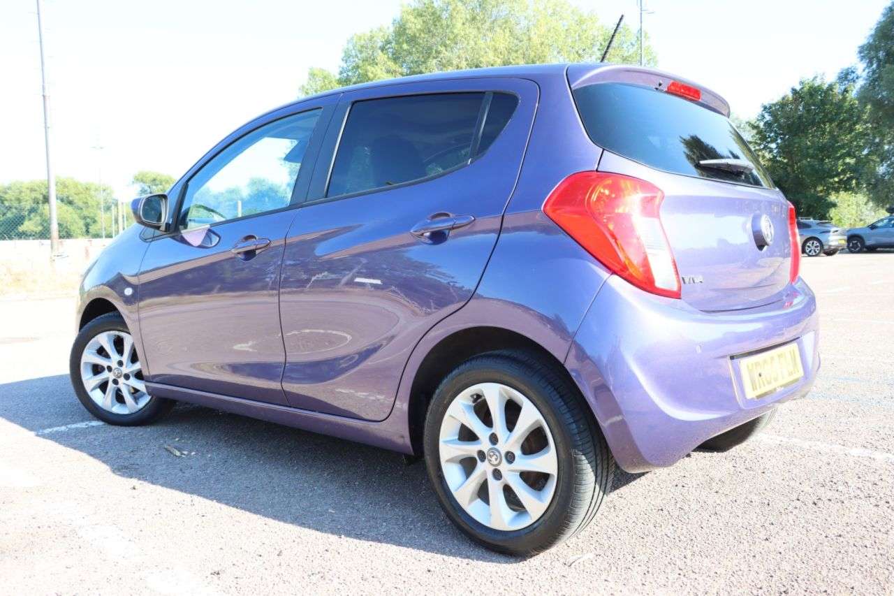 A 2015 VAUXHALL VIVA 1.0i SL Hatchback 5dr Petrol Manual Euro 6 (75 ps) Just Serviced Ready to D A 2015 VAUXHALL VIVA 1.0i SL Hatchback 5dr Petrol Manual Euro 6 (75 ps) Just Serviced Ready to D